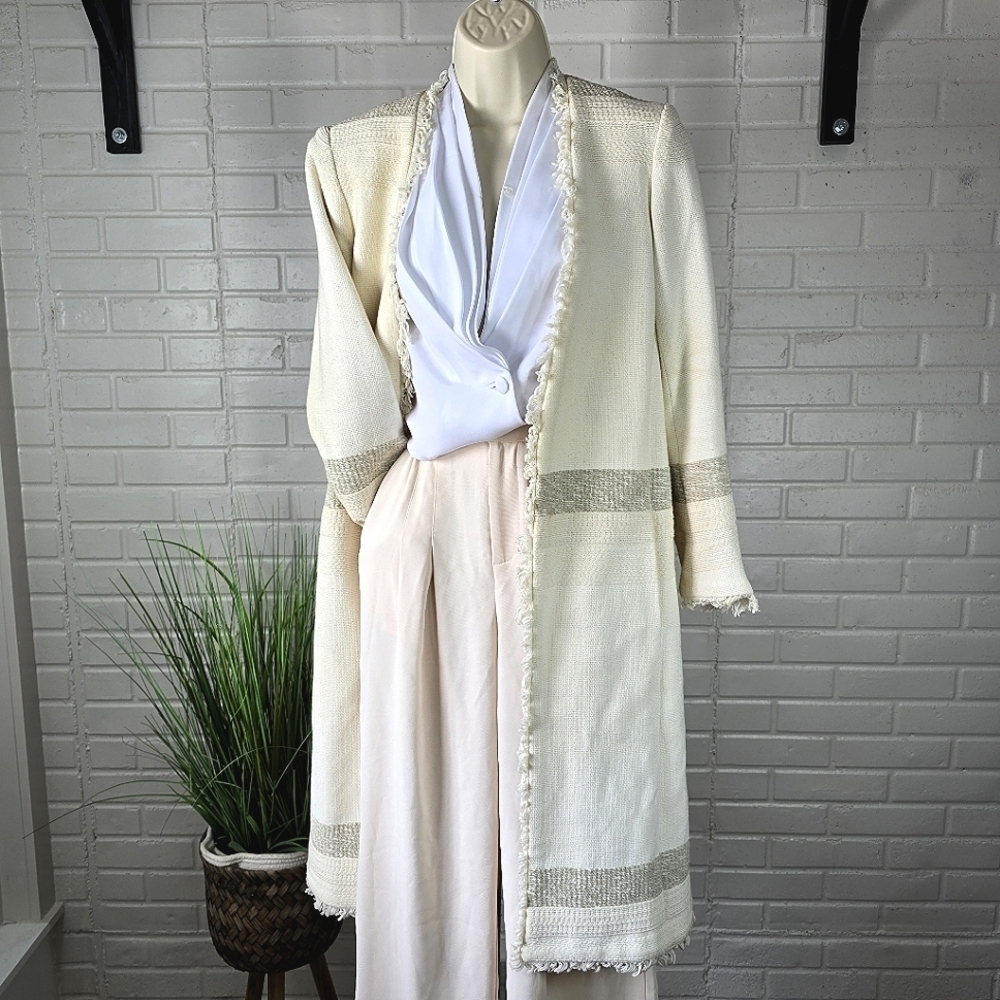 Hoss Intropia Ecru Cream At Least Jacket size 38 or US 6